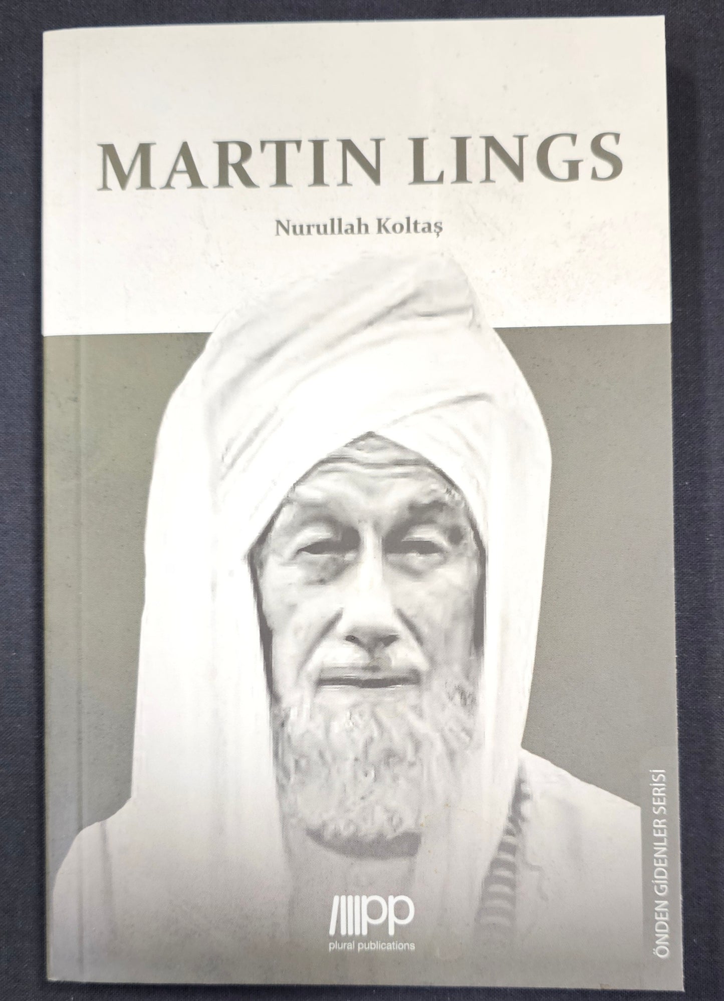 MARTIN  LINGS
Nurullah  Koltas